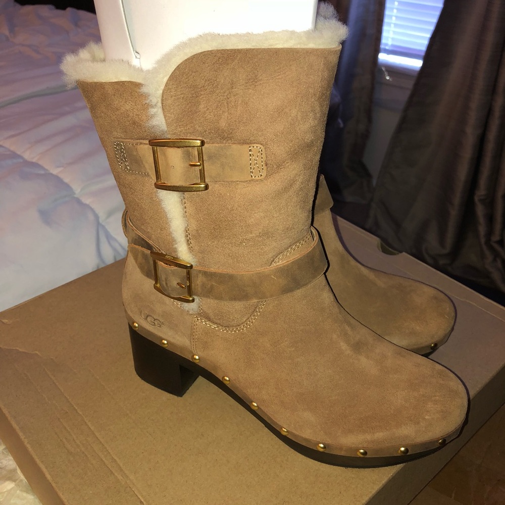 UGG Brea Boots *never worn Size 9
